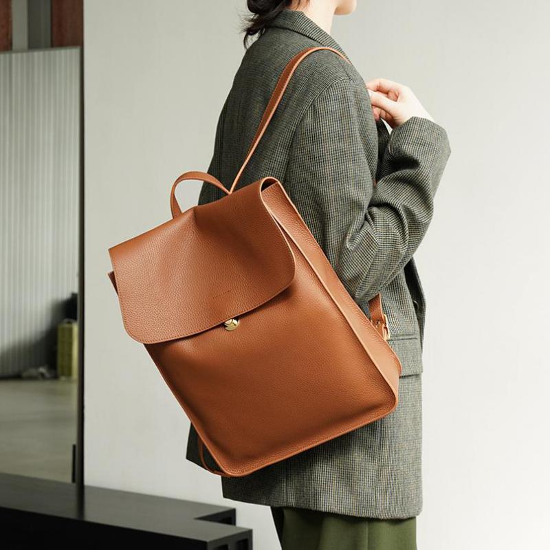 2025 통근을위한 간단하고 대용량의 새로운 탑 레이어 - Leather Work Backpack 리뷰 및 가격